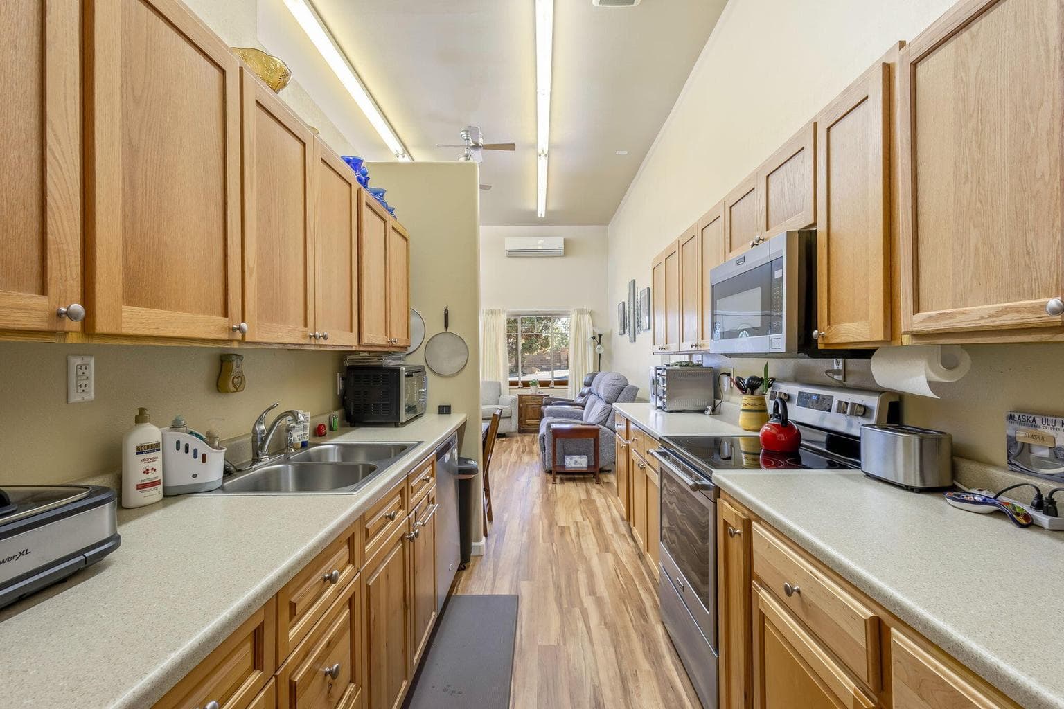 Photo of 6240 SW Harvest Avenue 9 of 36