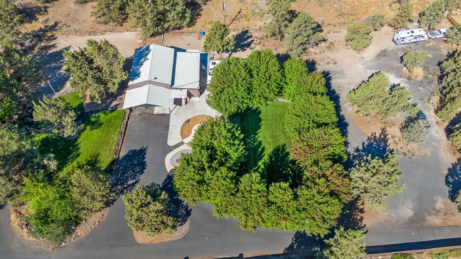 Photo of 6240 SW Harvest Avenue 25 of 36