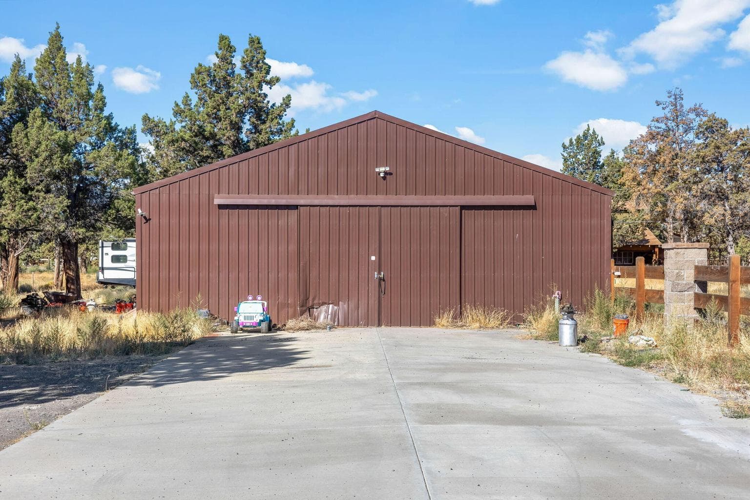 Photo of 6240 SW Harvest Avenue 22 of 36