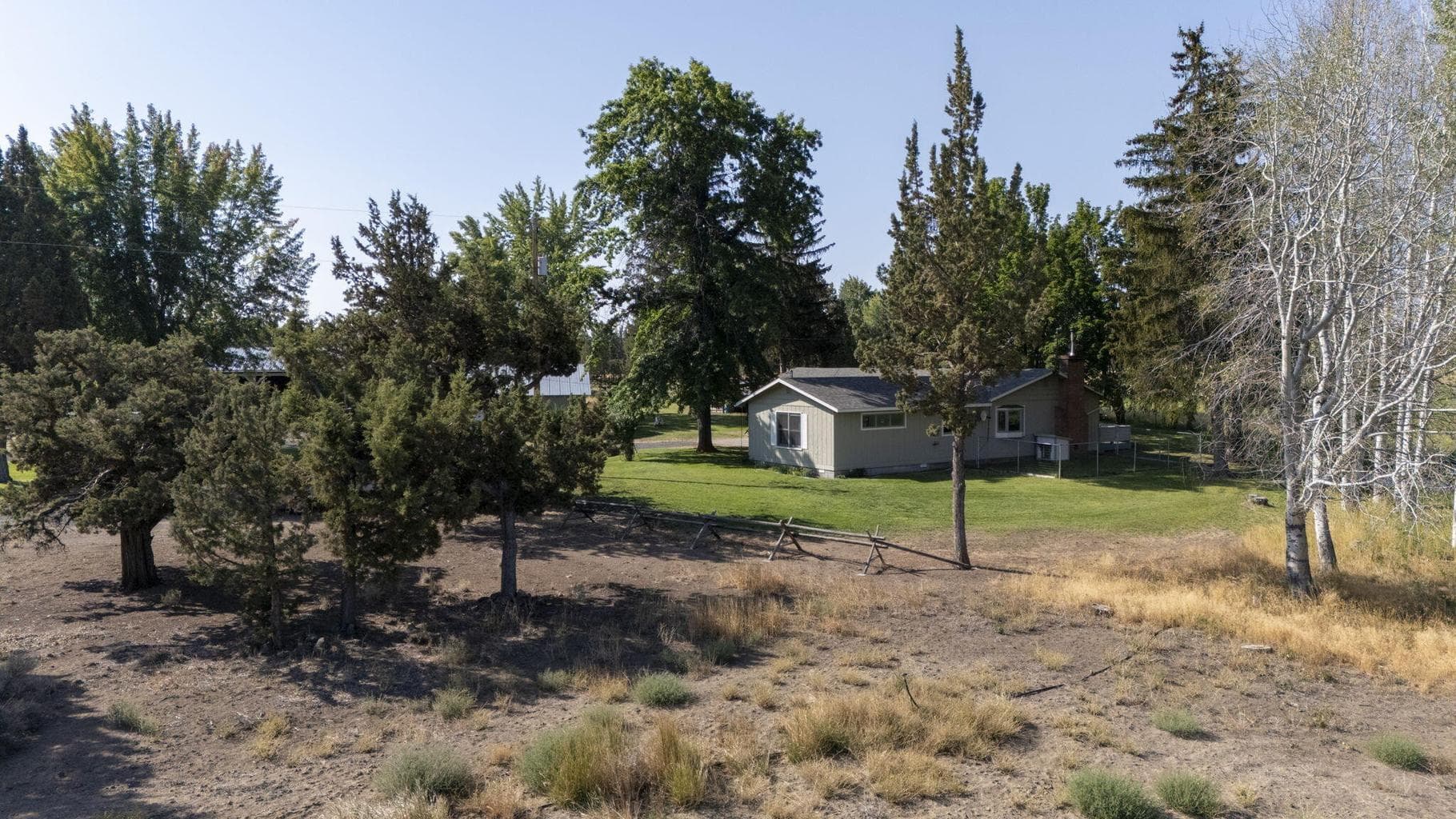 Photo of 7376 SW McVey Avenue 41 of 60