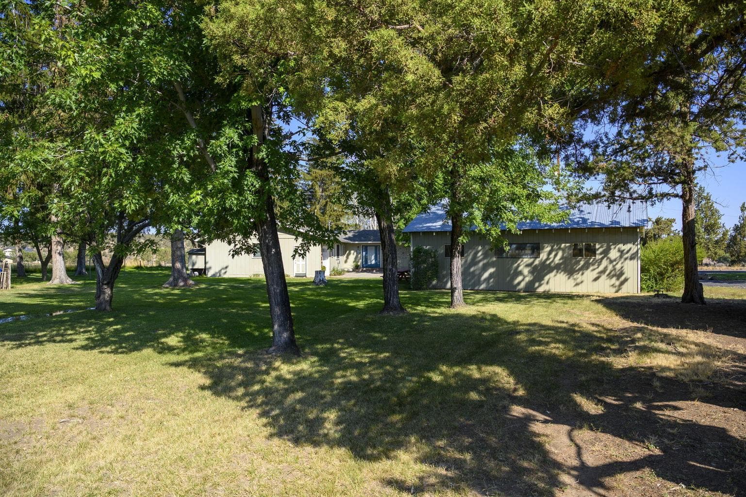 Photo of 7376 SW McVey Avenue 45 of 60