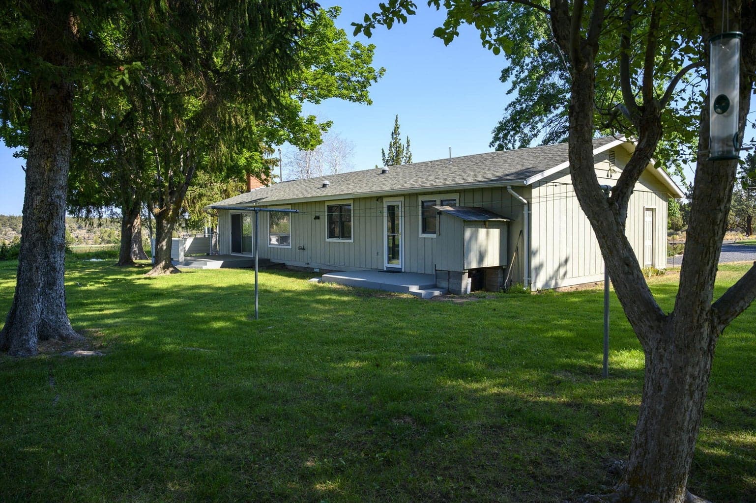 Photo of 7376 SW McVey Avenue 36 of 60