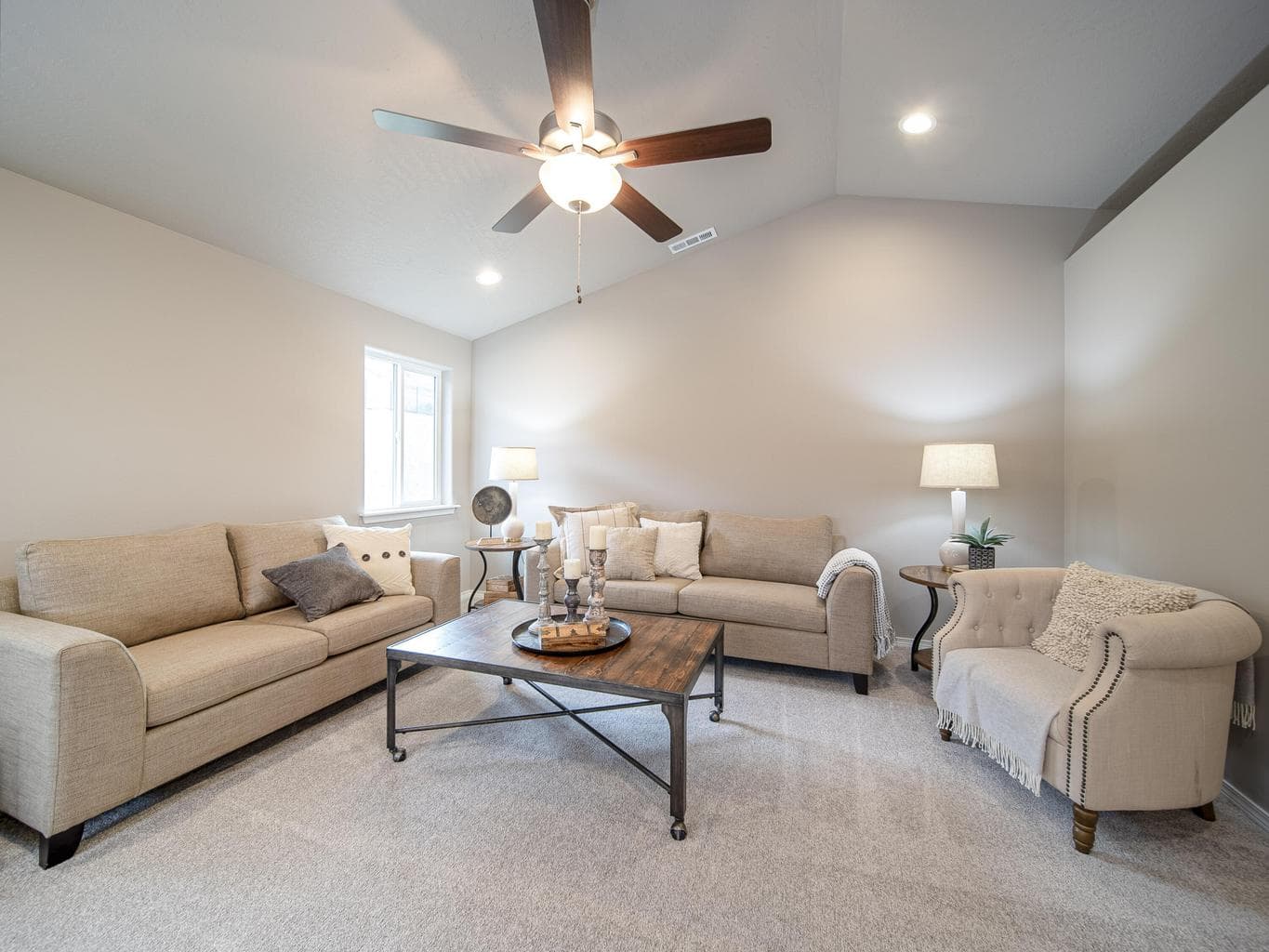 Photo of 3267 NW 10th Place NW 8 of 13