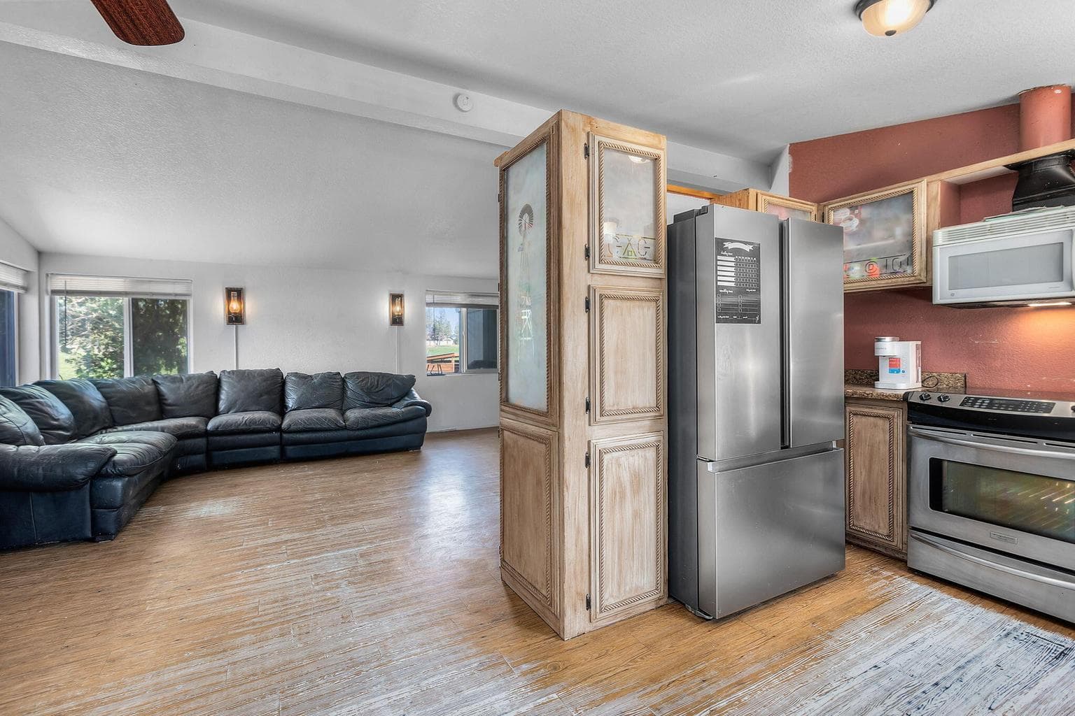 Photo of 5880 NW Kingwood Avenue 13 of 41