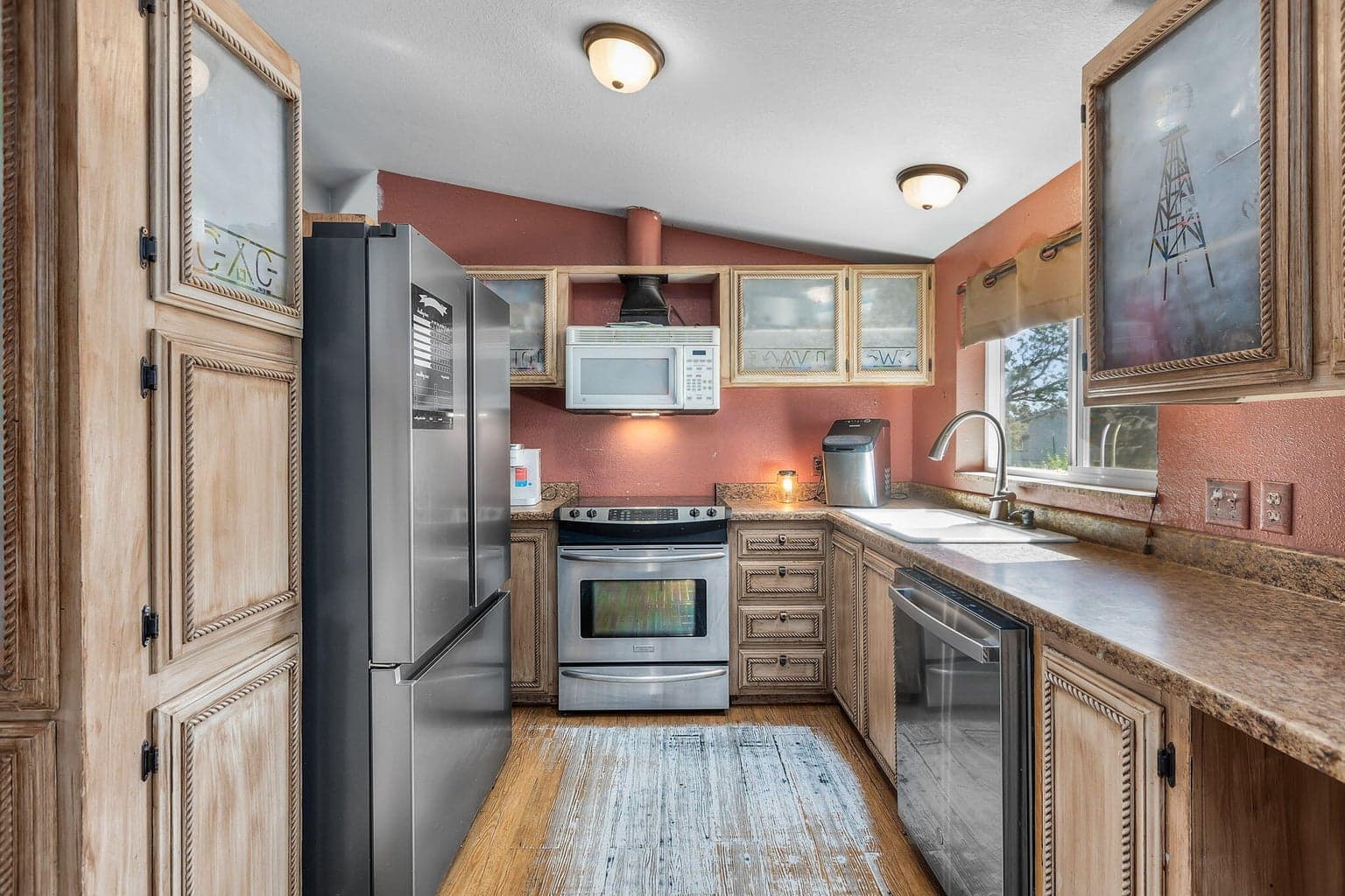 Photo of 5880 NW Kingwood Avenue 14 of 41