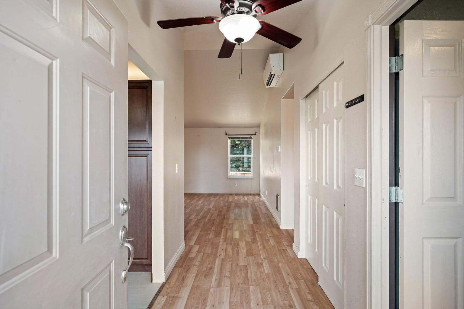 Photo of 2209 SW 30th Court 9 of 29