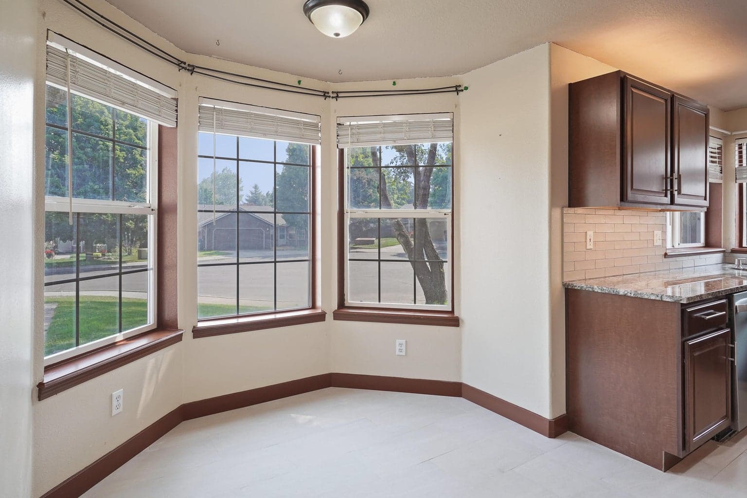 Photo of 2209 SW 30th Court 12 of 29
