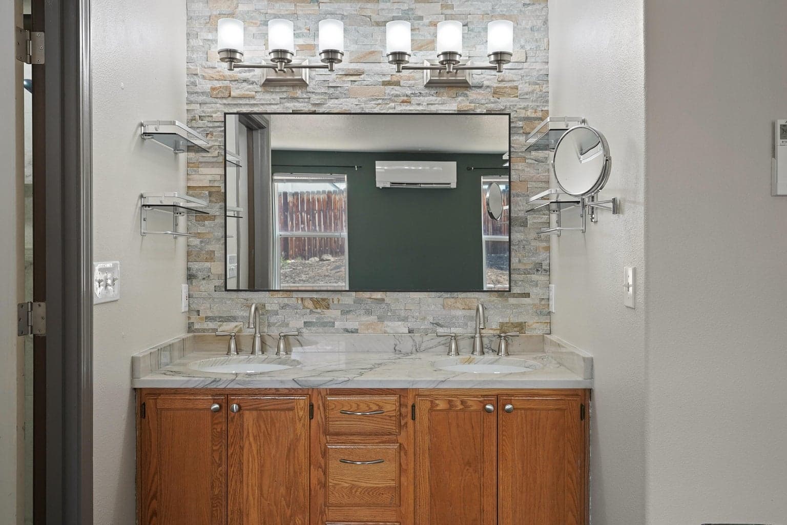 Photo of 2209 SW 30th Court 26 of 29