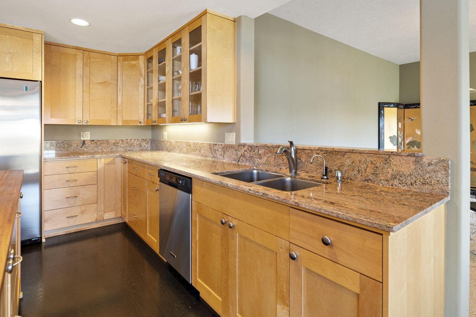 Photo of 6322 NW Atkinson Avenue 14 of 61