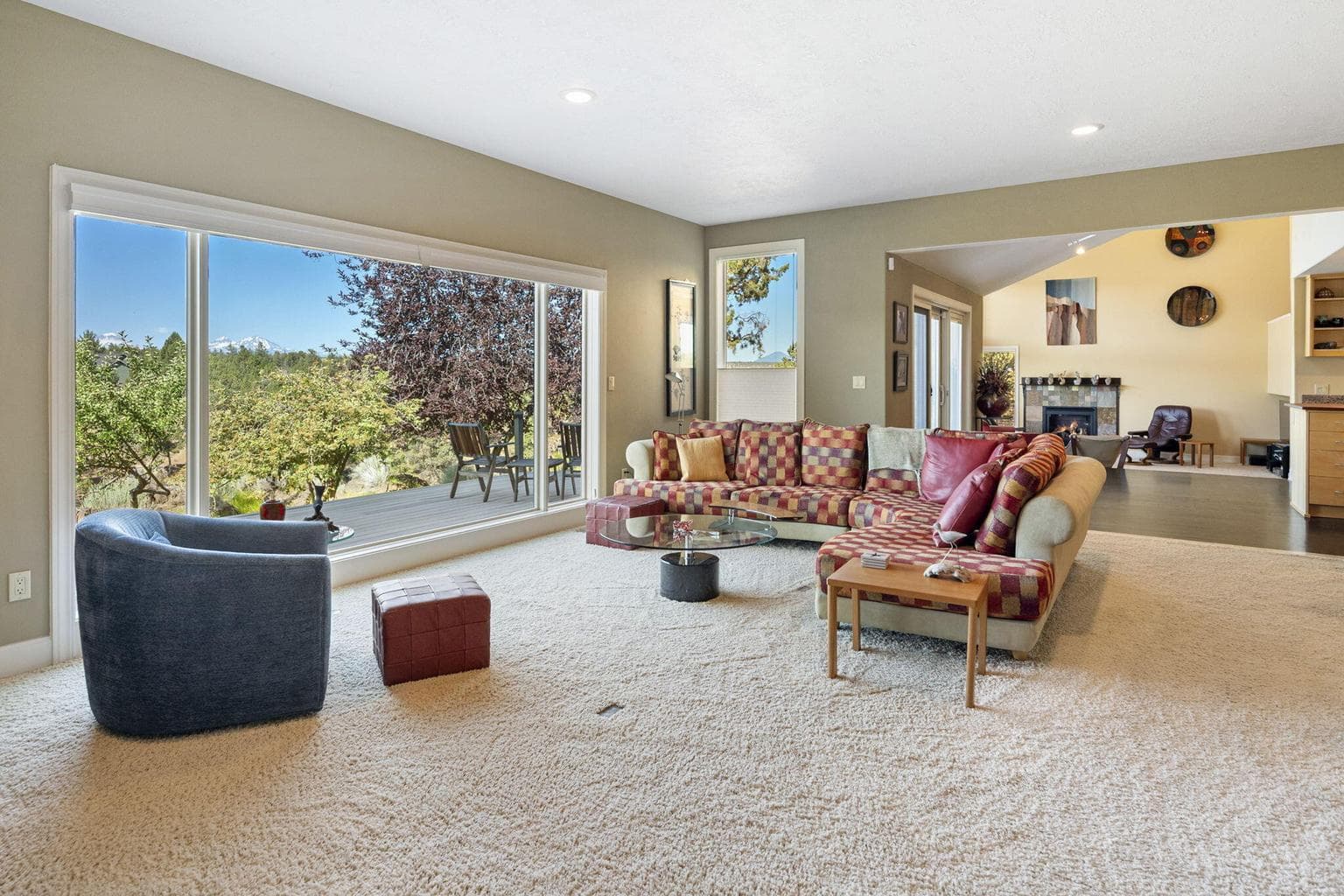 Photo of 6322 NW Atkinson Avenue 24 of 61