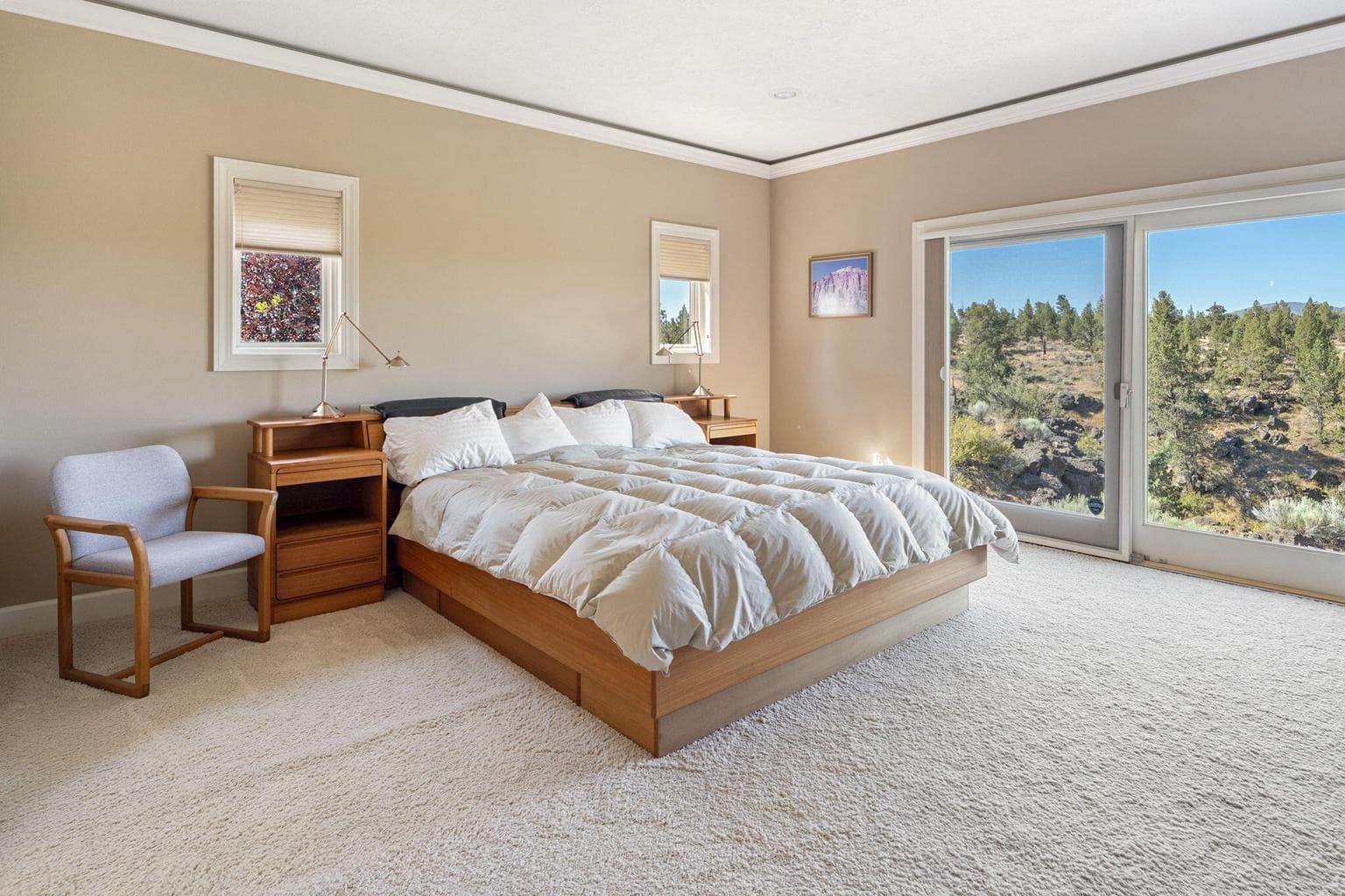 Photo of 6322 NW Atkinson Avenue 25 of 61
