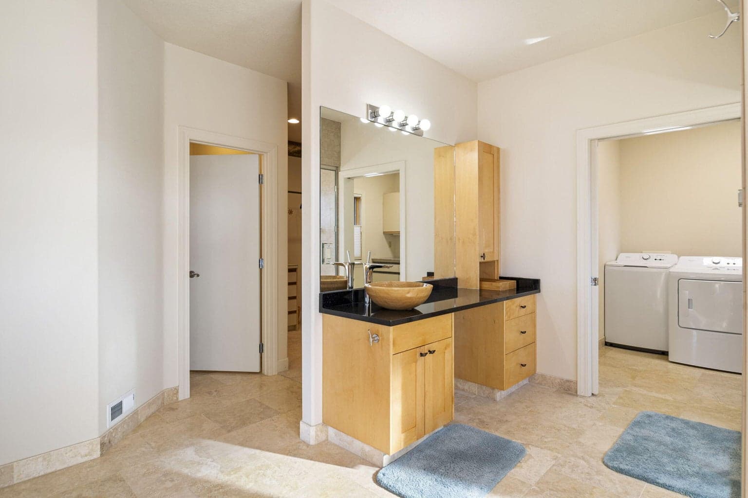 Photo of 6322 NW Atkinson Avenue 30 of 61