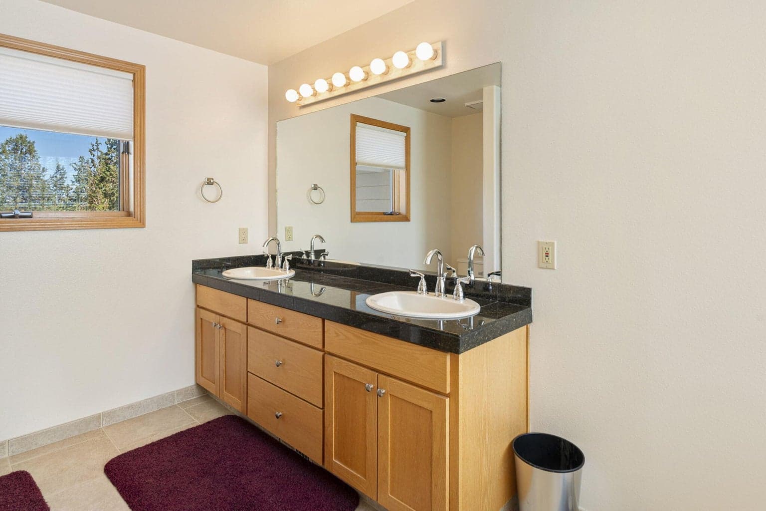 Photo of 6322 NW Atkinson Avenue 42 of 61