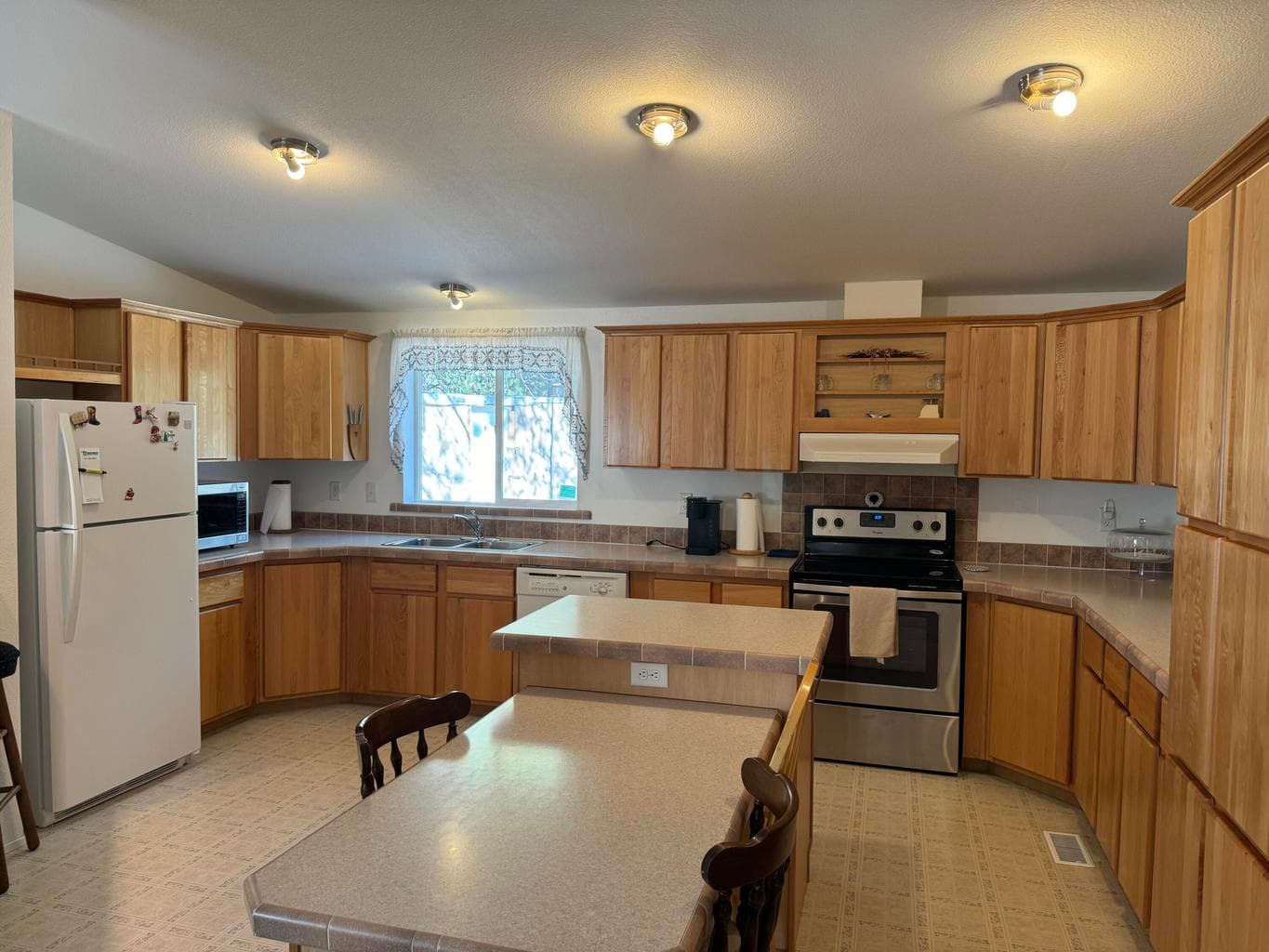 Photo of 148728 Snuffy Drive 13 of 37