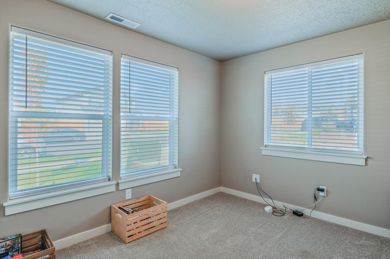Photo of 3586 NW 9th Street 13 of 20
