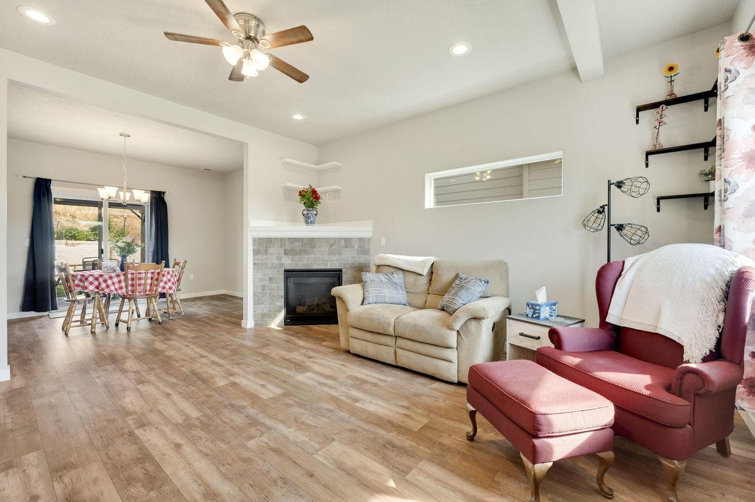 Photo of 745 Brookstone 2 of 35