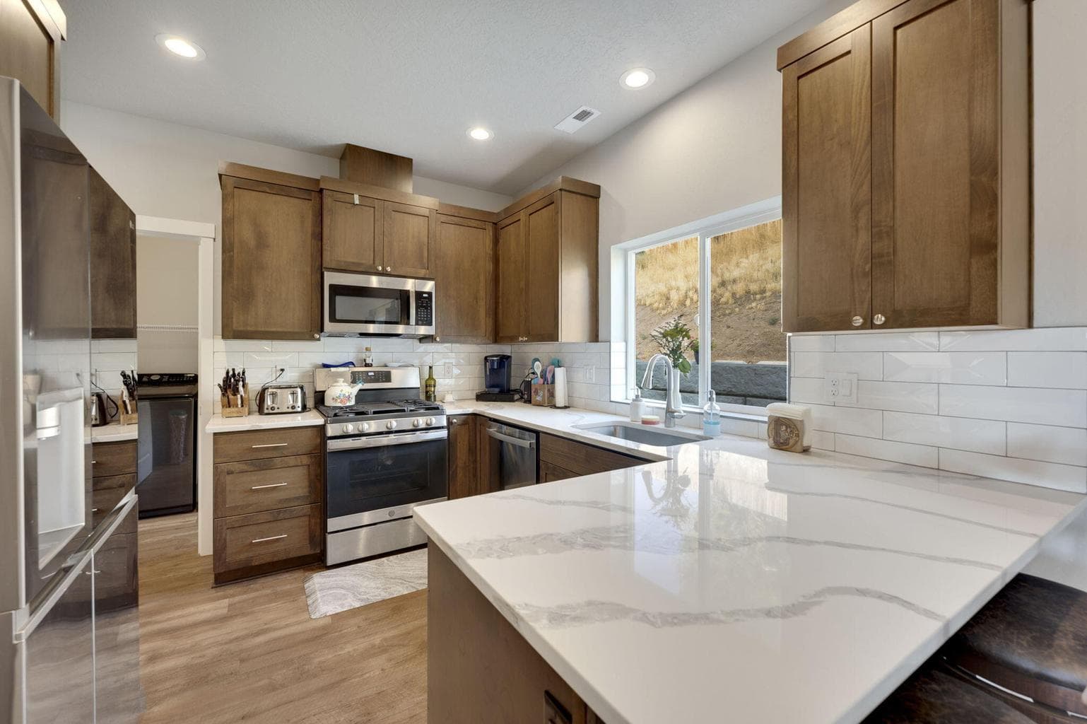 Photo of 745 NE Brookstone Drive 7 of 35