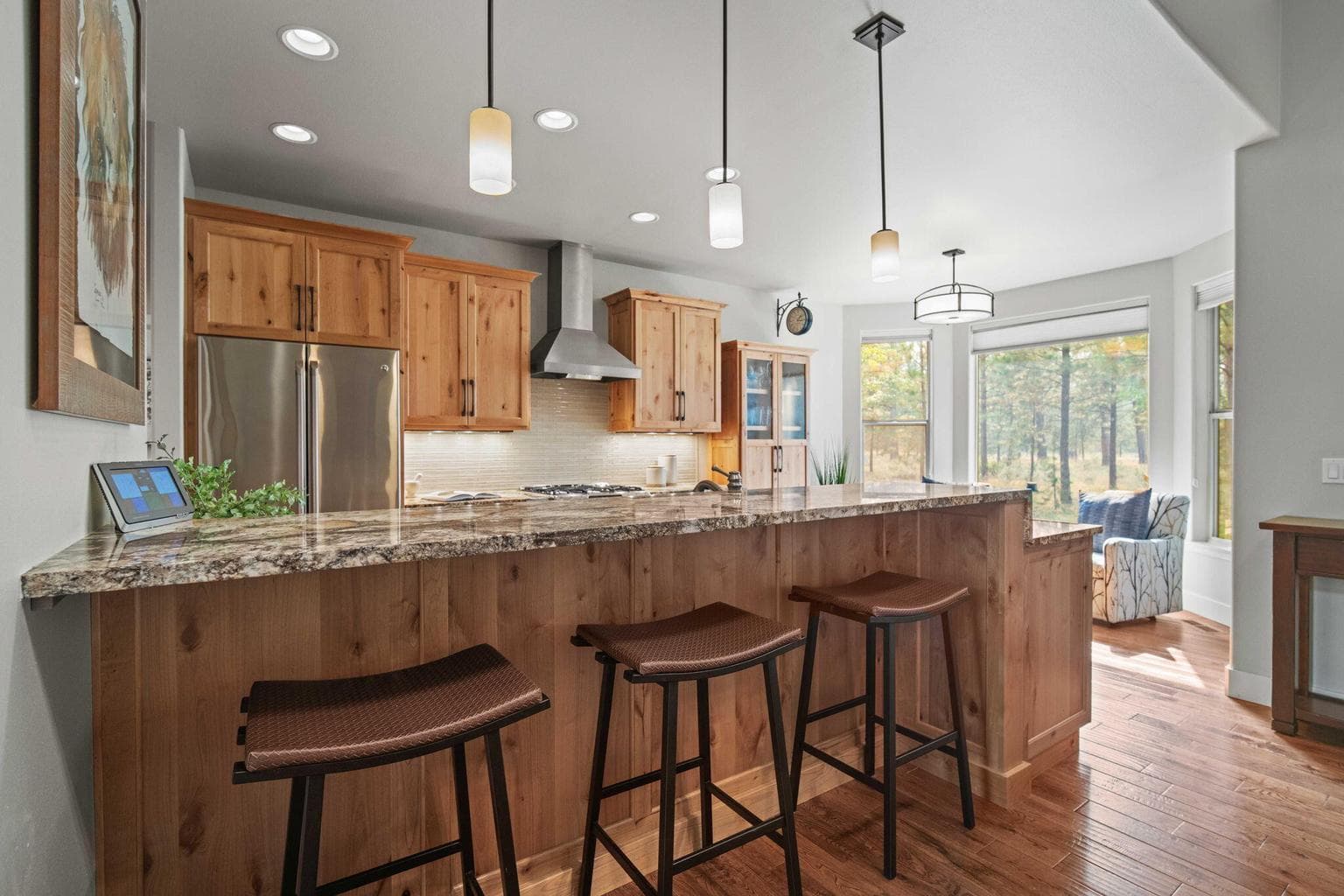 Photo of 17553 Forest Lane 12 of 67