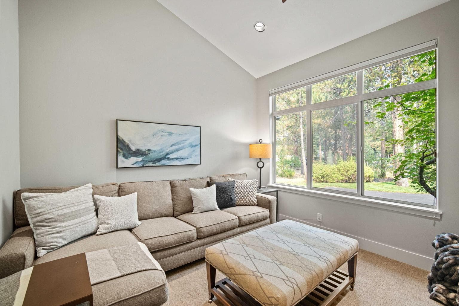 Photo of 17553 Forest Lane 22 of 67