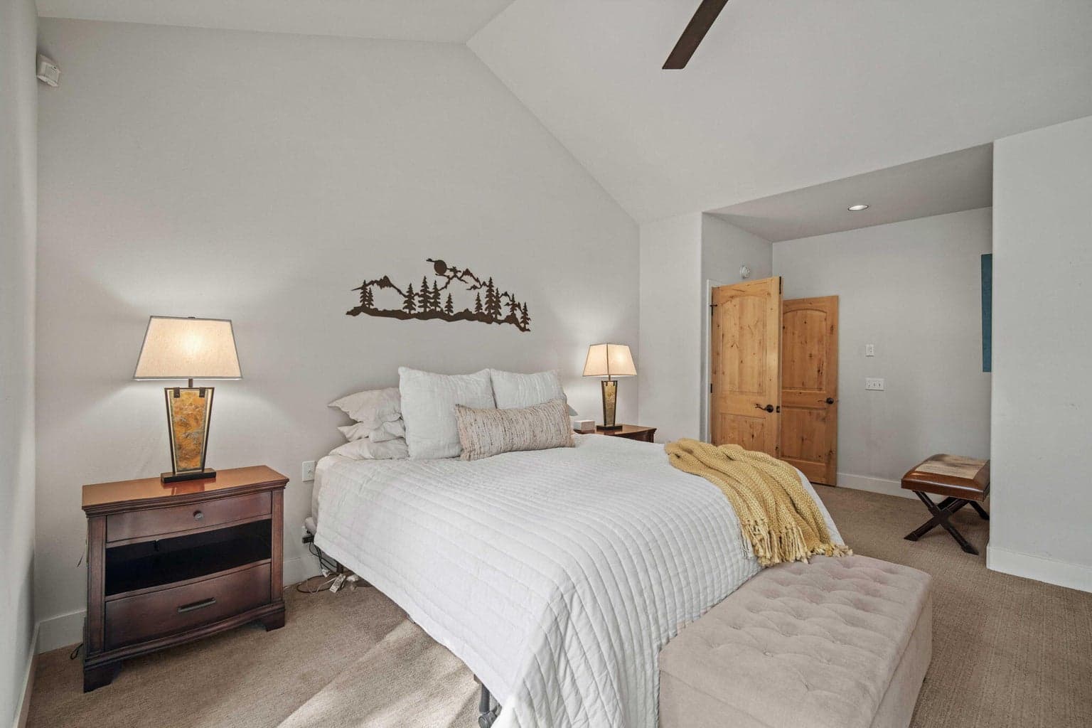 Photo of 17553 Forest Lane 29 of 67