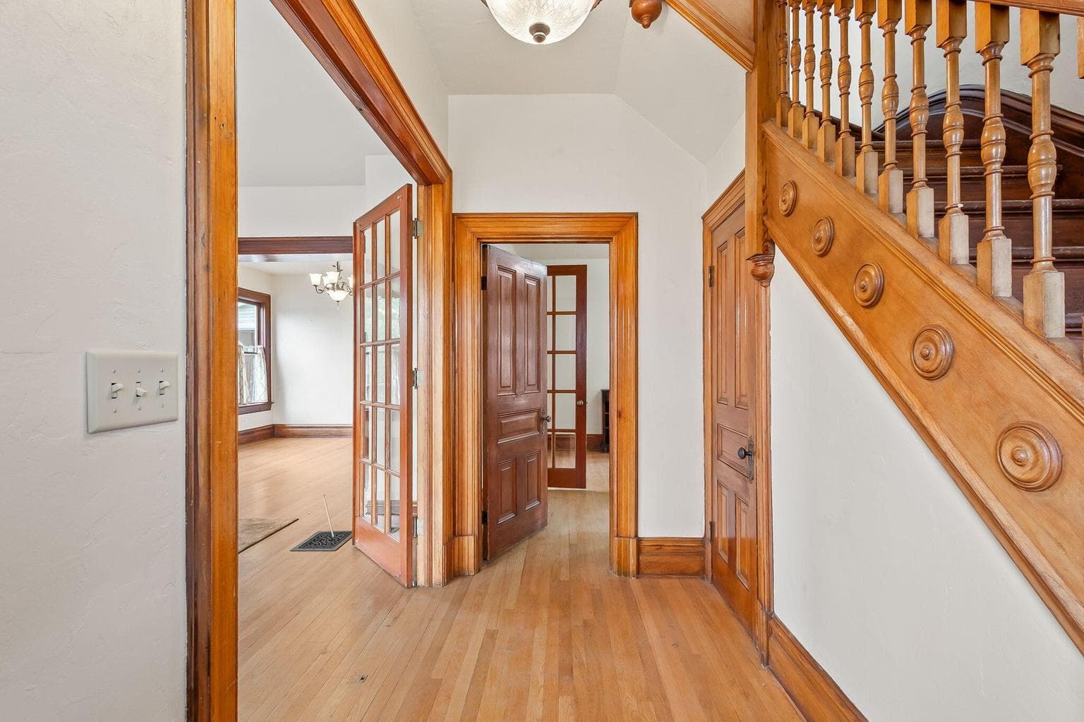 Photo of 305 7th 5 of 70