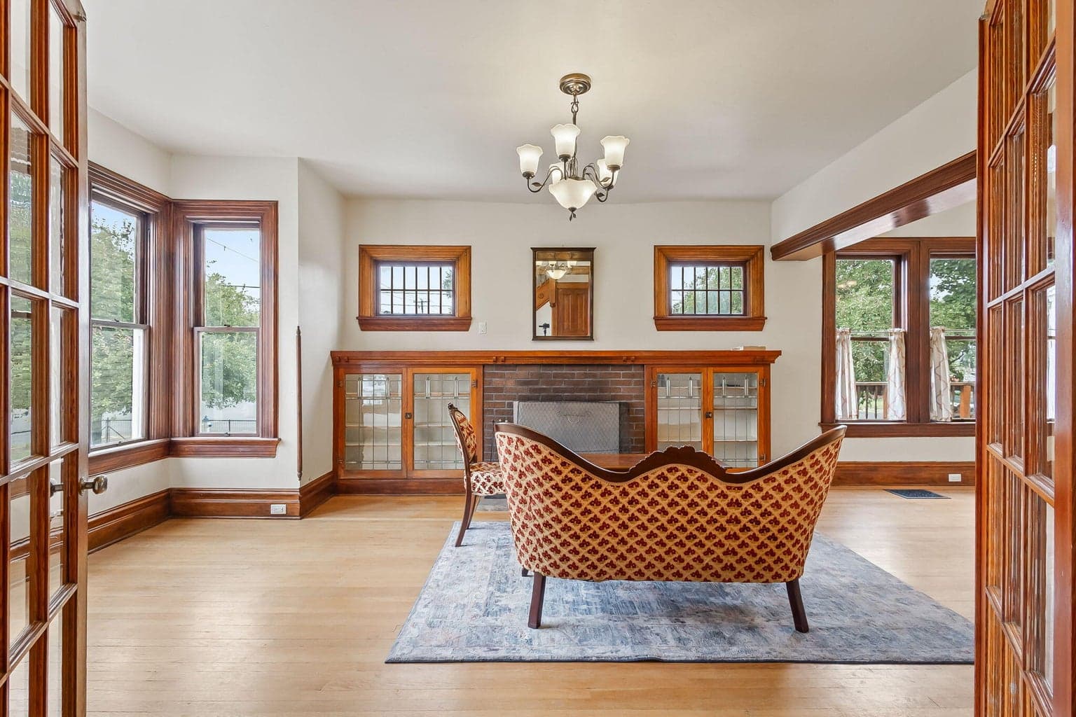 Photo of 305 NE 7th Street 6 of 70