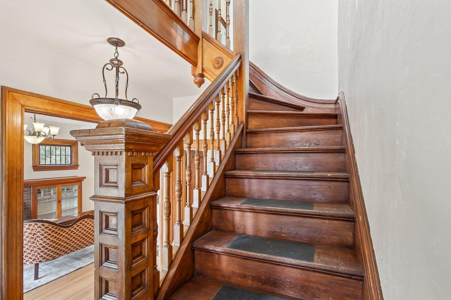 Photo of 305 NE 7th Street 17 of 70