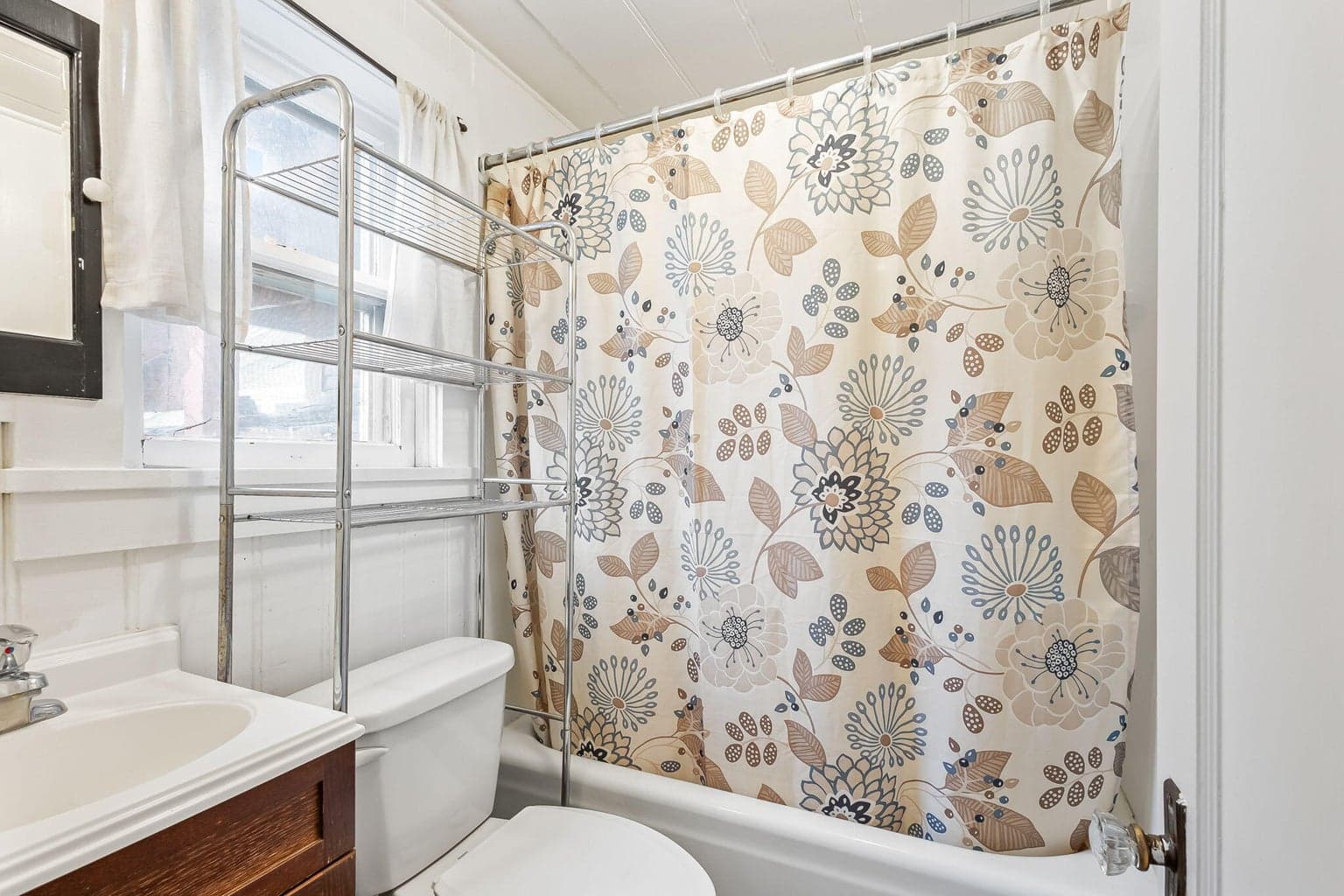 Photo of 305 NE 7th Street 42 of 70