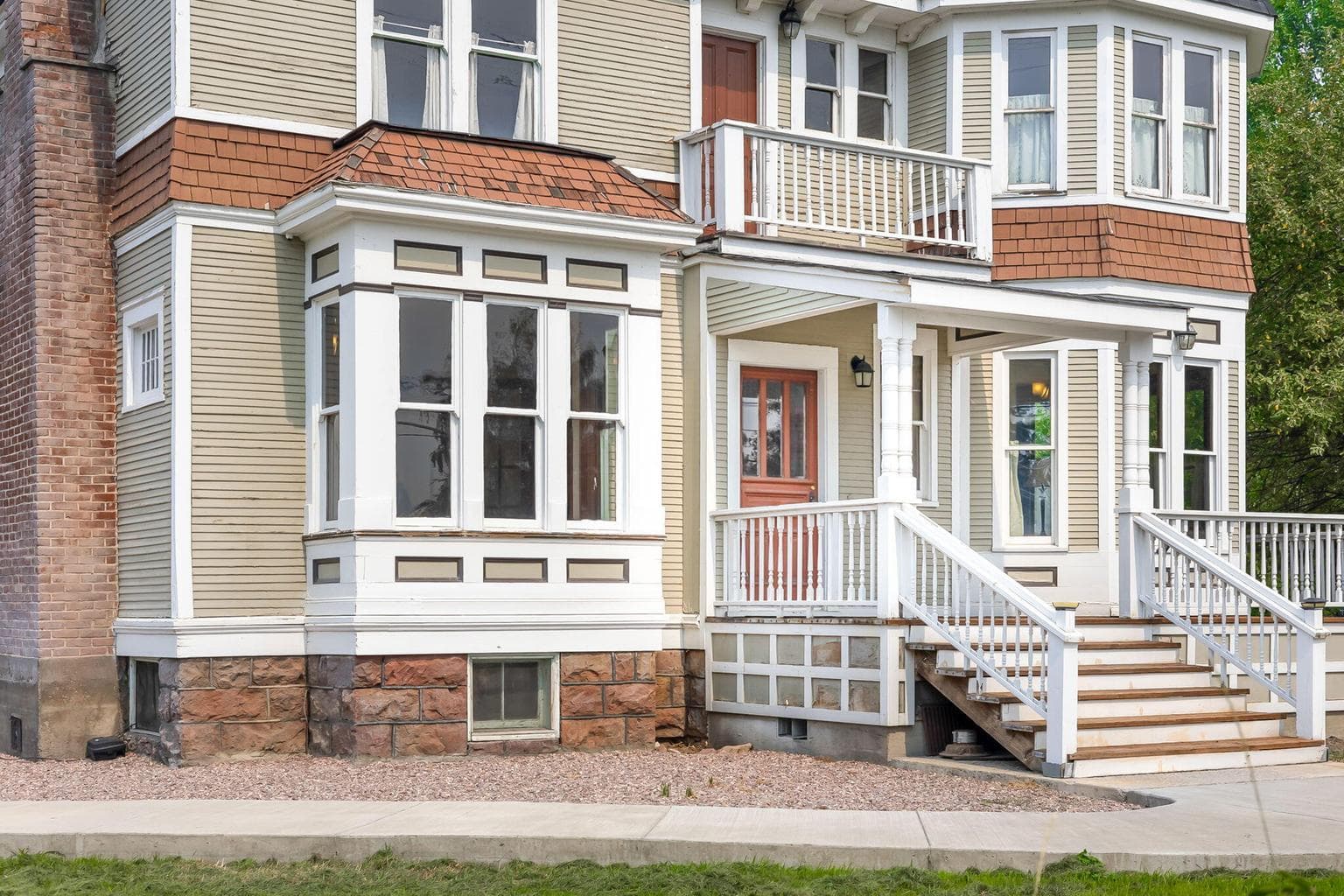 Photo of 305 NE 7th Street 55 of 70