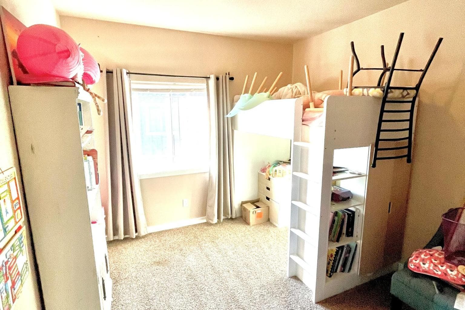 Photo of 21019 Carl Street 6 of 19
