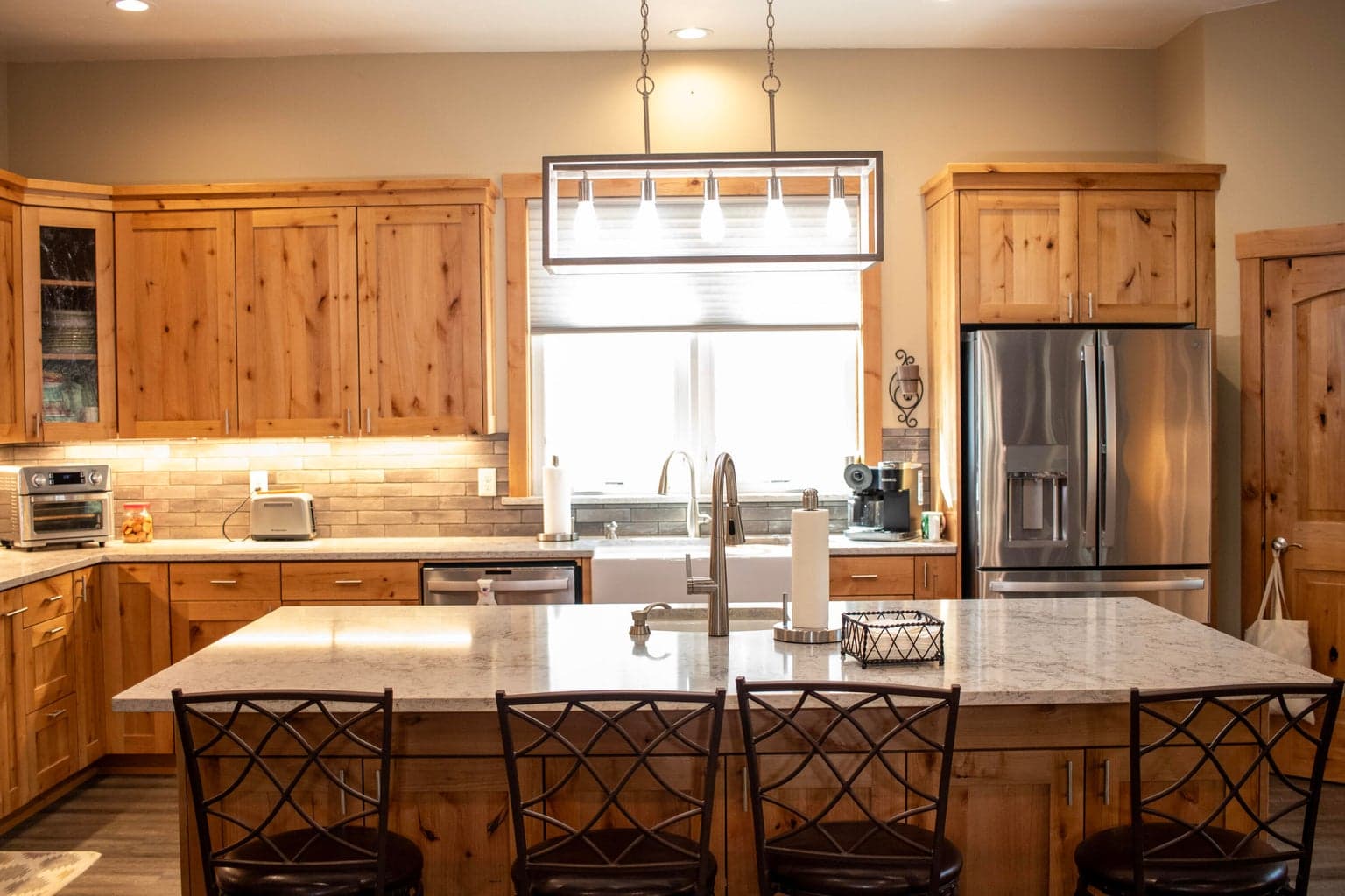 Photo of 12404 Beechwood Drive 5 of 39