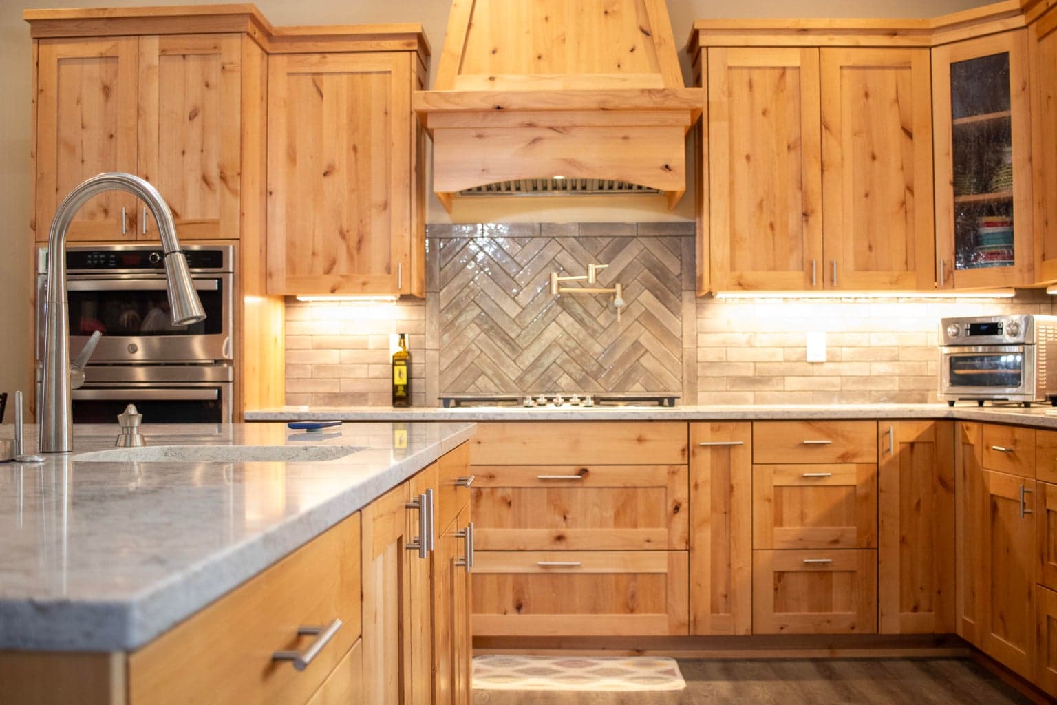 Photo of 12404 Beechwood Drive 6 of 39