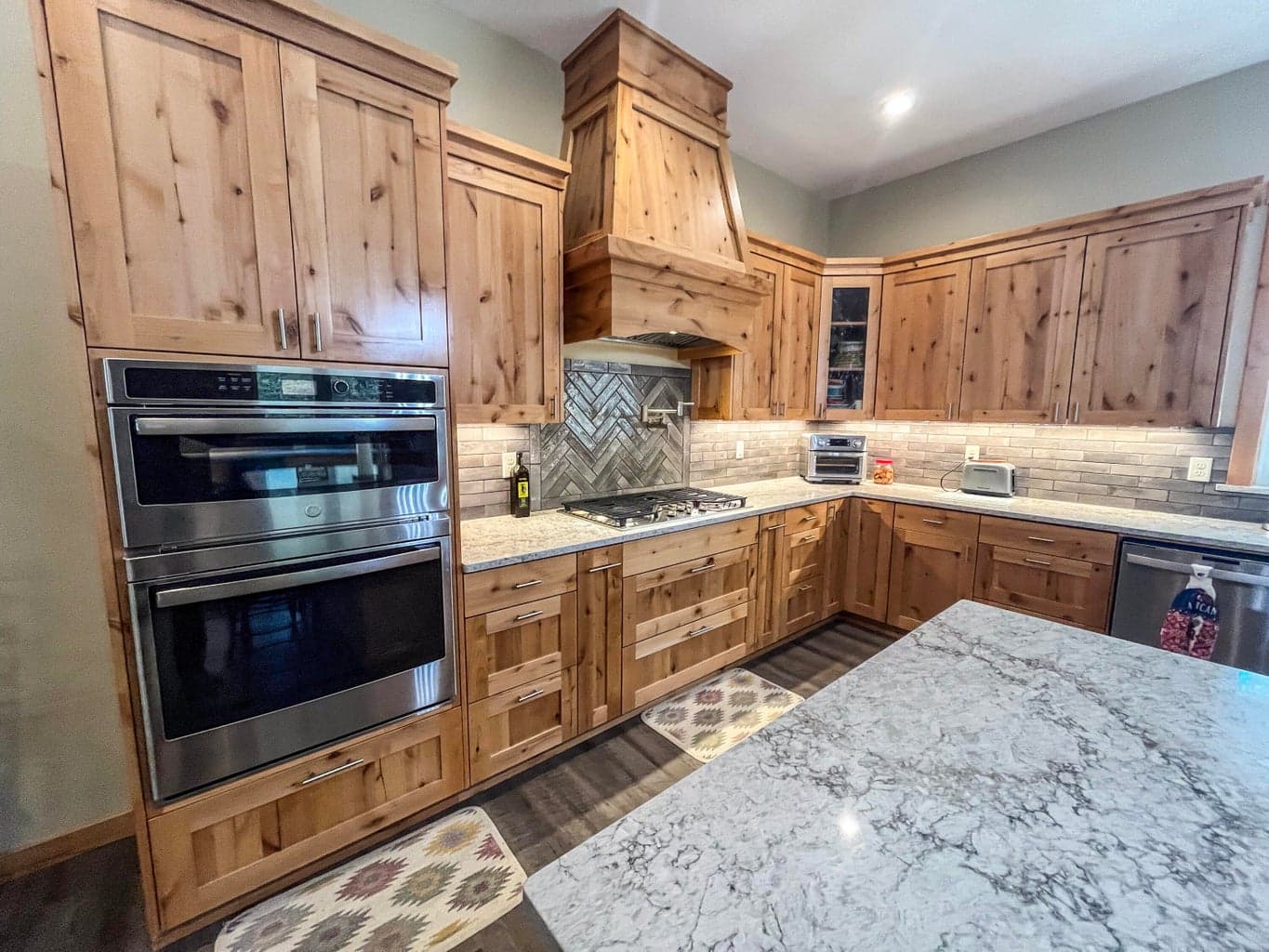 Photo of 12404 Beechwood Drive 8 of 39