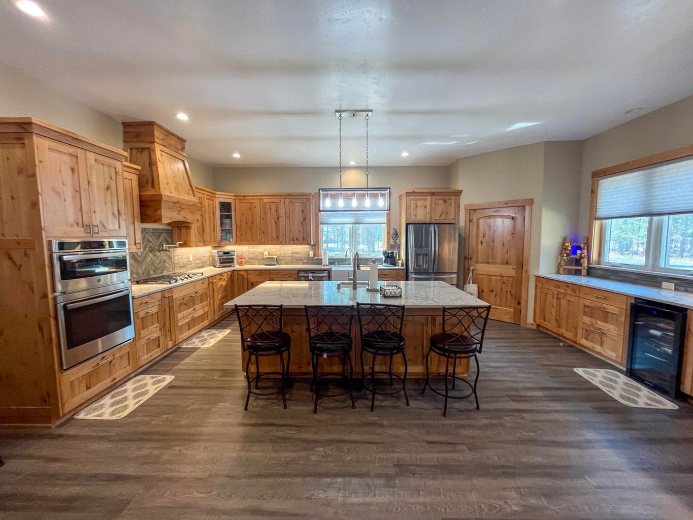 Photo of 12404 Beechwood Drive 3 of 39