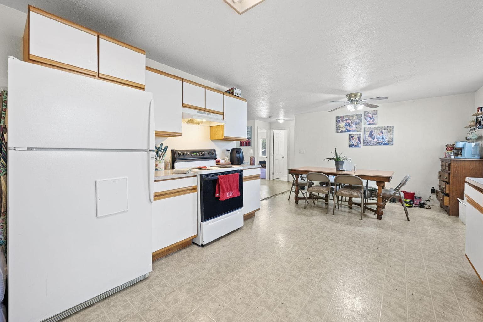 Photo of 937 NW Cains Road 10 of 24