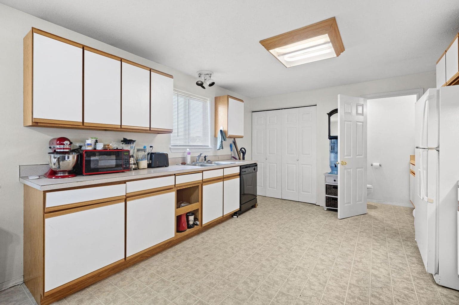 Photo of 937 NW Cains Road 13 of 24