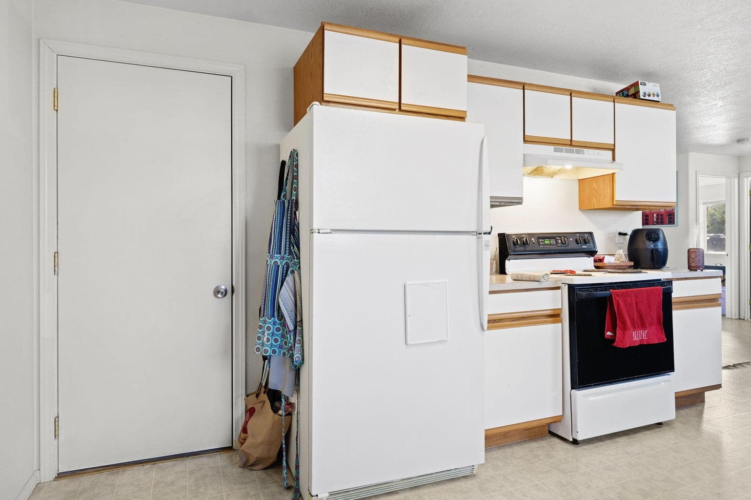 Photo of 937 NW Cains Road 14 of 24