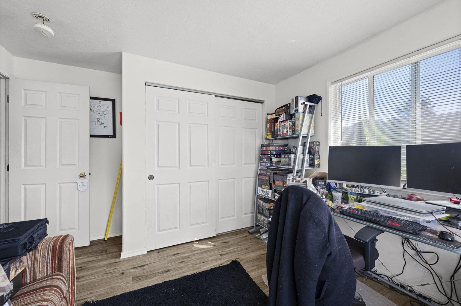 Photo of 937 NW Cains Road 19 of 24