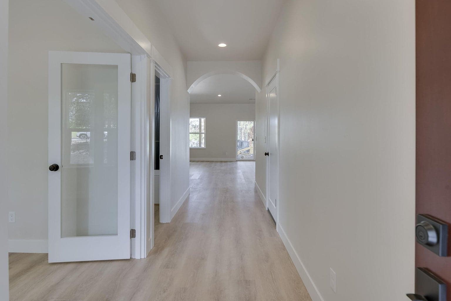 Photo of 330 Royal 5 of 45