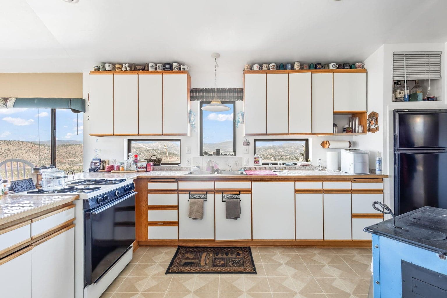 Photo of 20555 SE Salt Creek Road 10 of 53