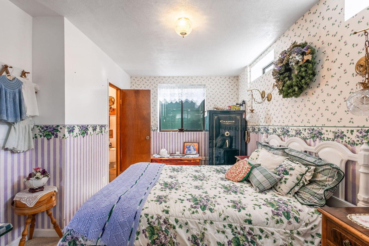 Photo of 20555 SE Salt Creek Road 28 of 53