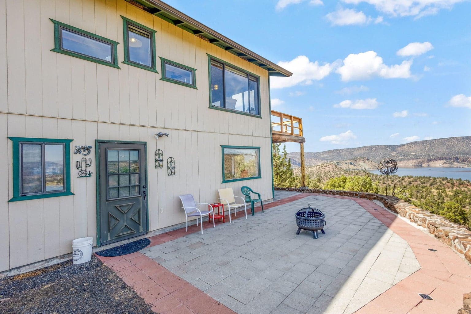 Photo of 20555 Salt Creek 1 of 53