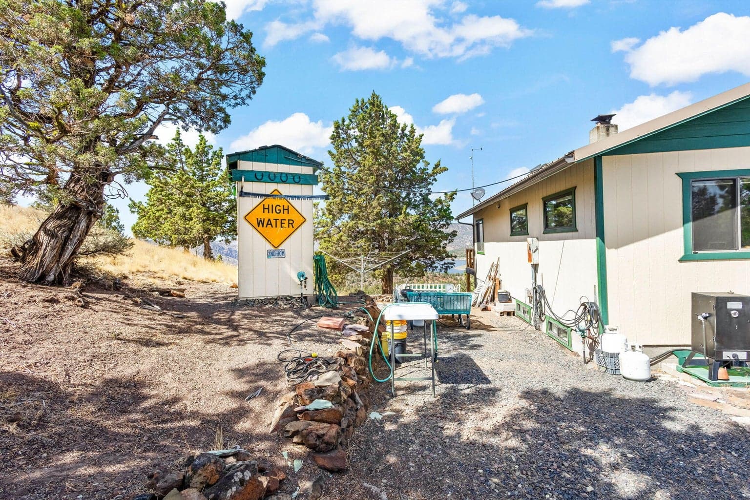 Photo of 20555 SE Salt Creek Road 40 of 53