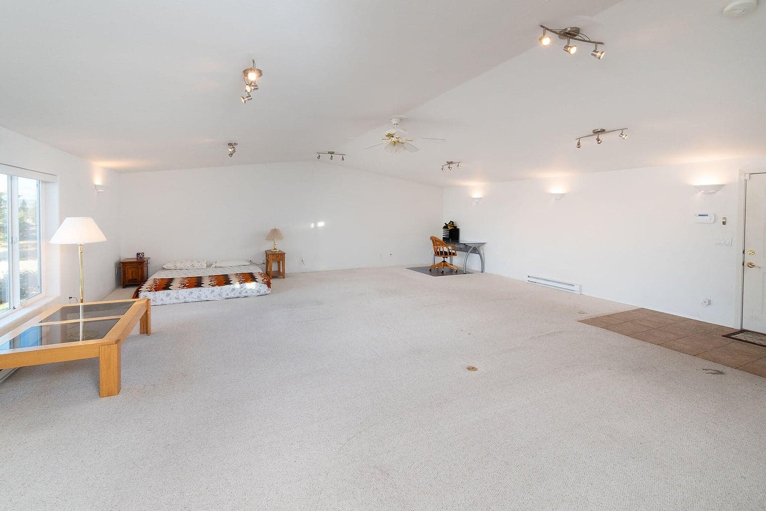 Photo of 6052 SE David Way 7 of 37