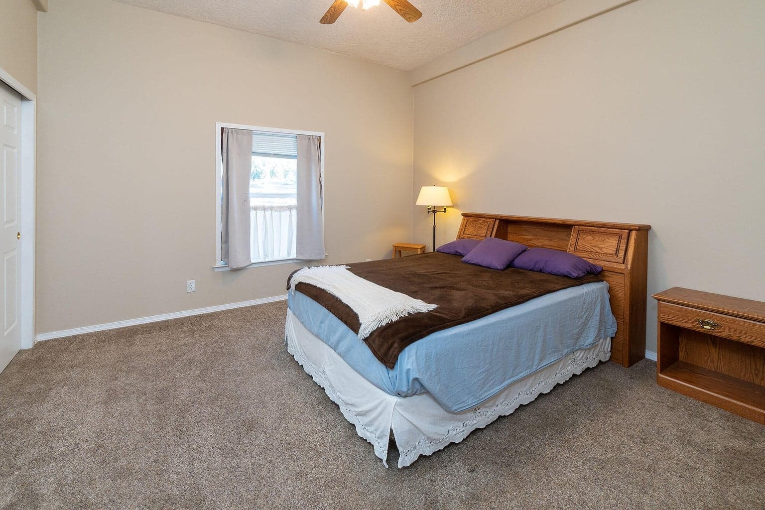 Photo of 6052 SE David Way 9 of 37