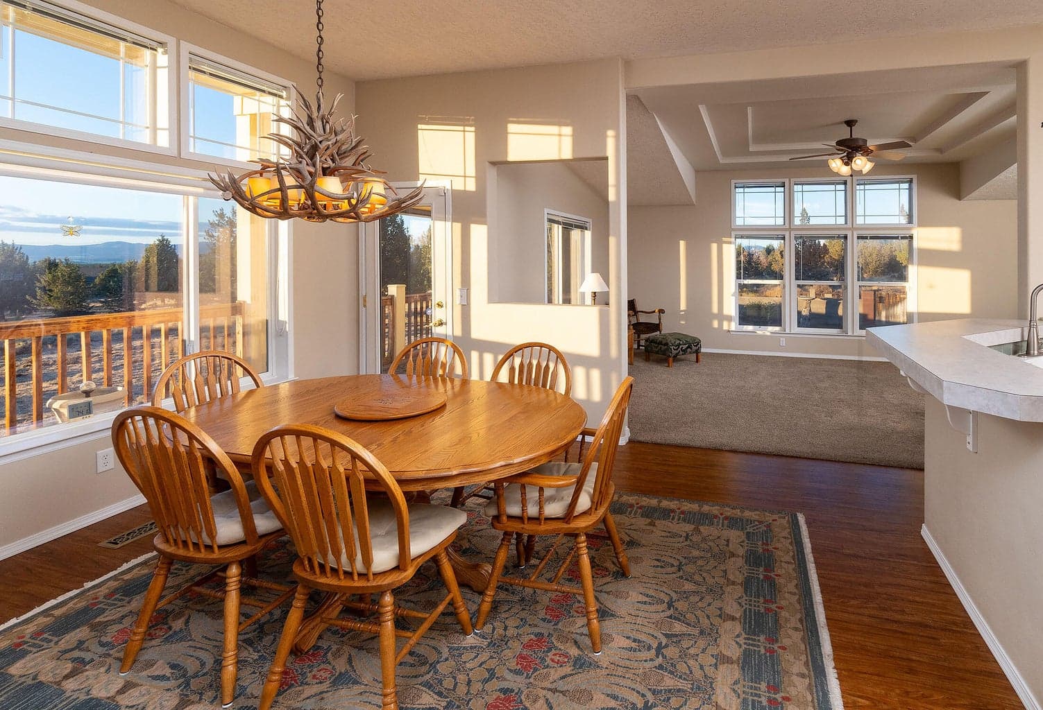 Photo of 6052 SE David Way 15 of 37