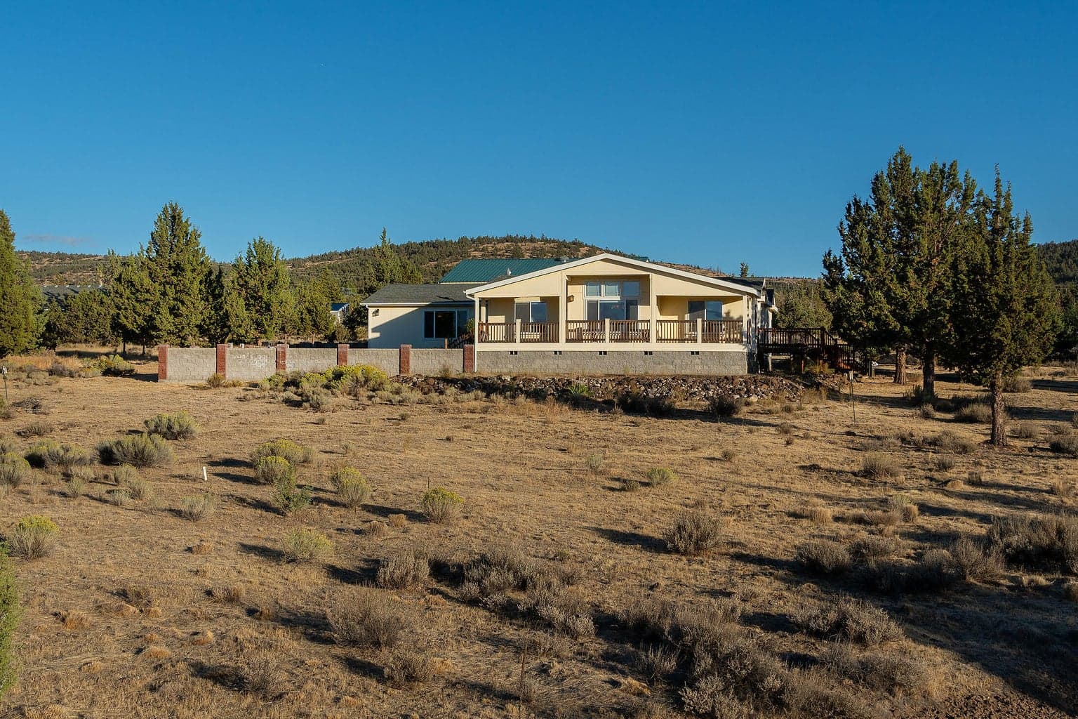 Photo of 6052 SE David Way 20 of 37