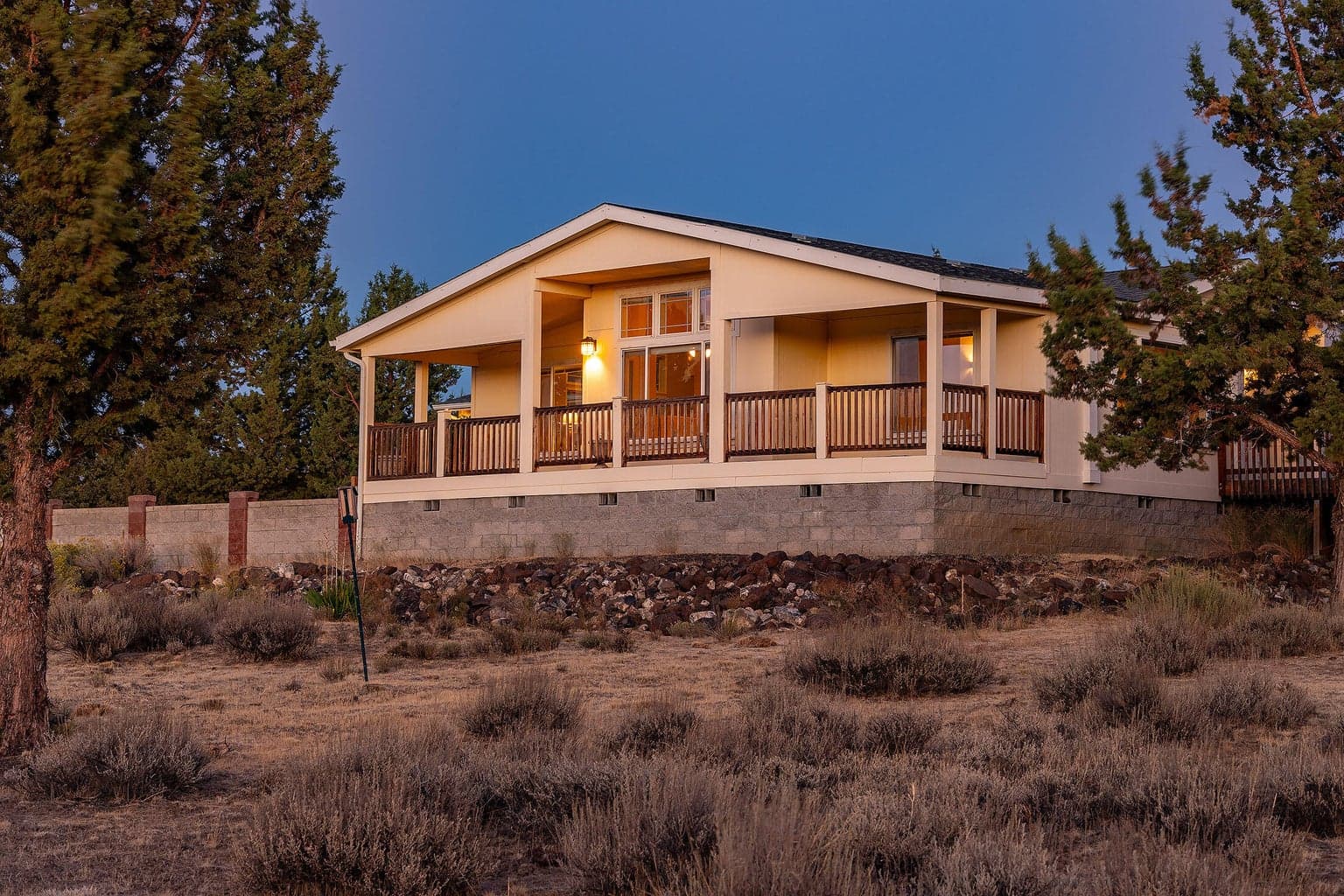 Photo of 6052 SE David Way 28 of 37