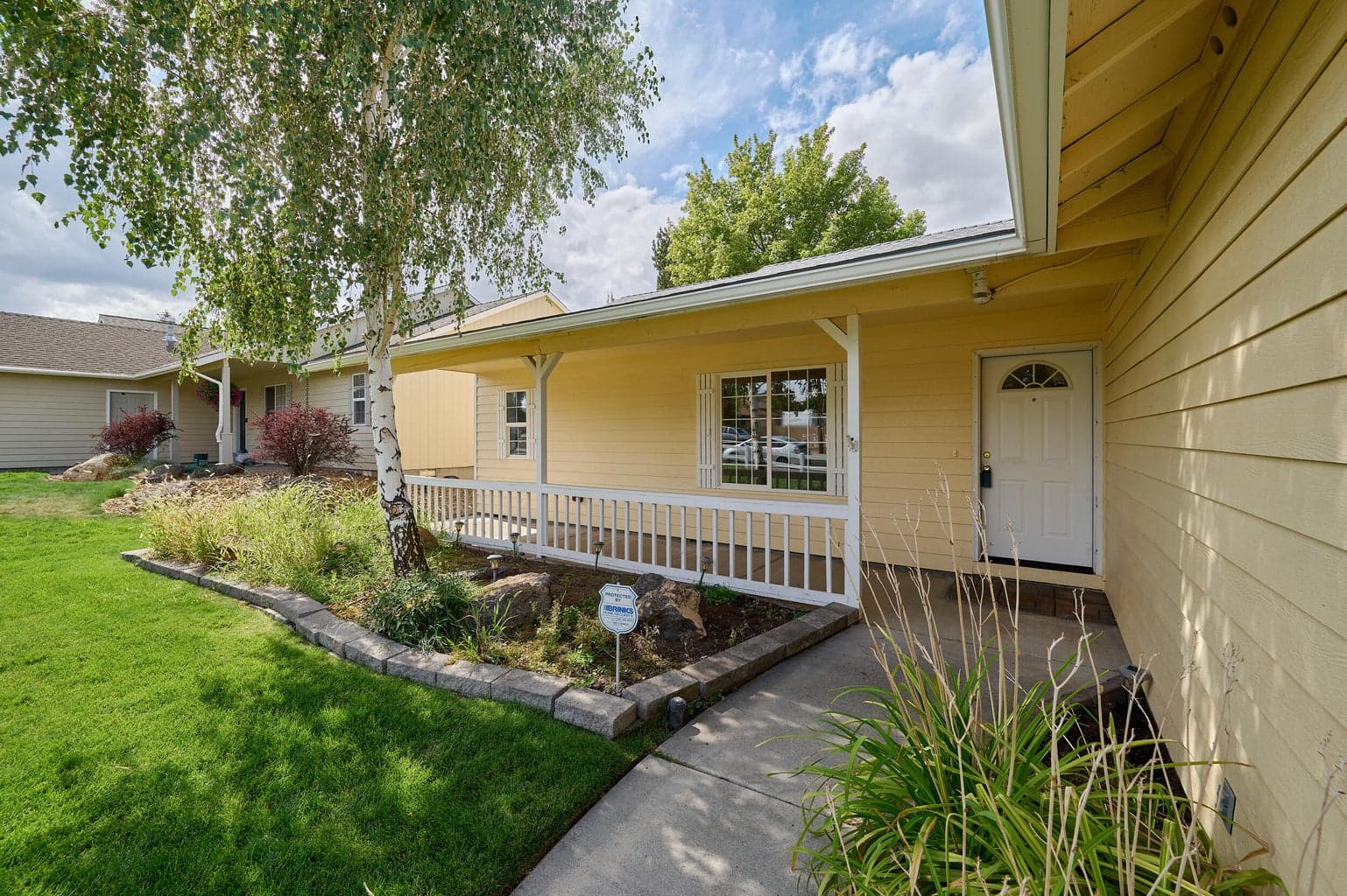 Photo of 2129 35th 3 of 42