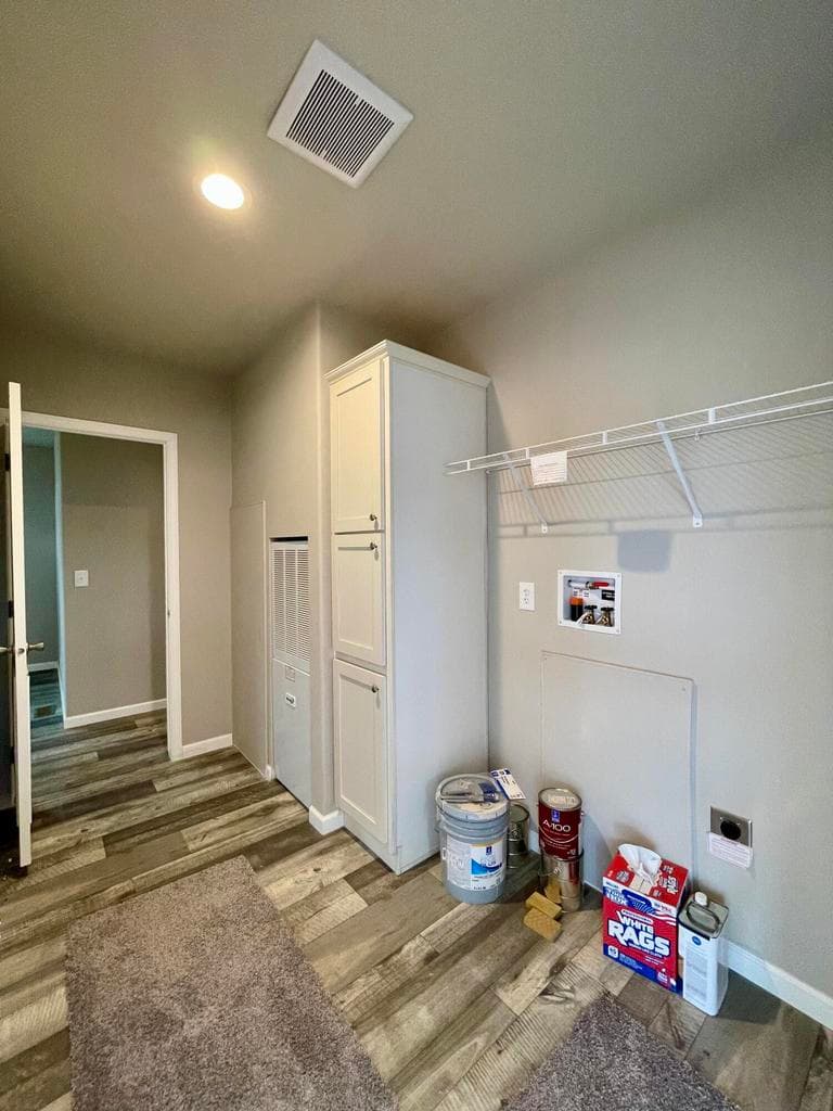Photo of 1515 NW Fir Avenue 18 of 22